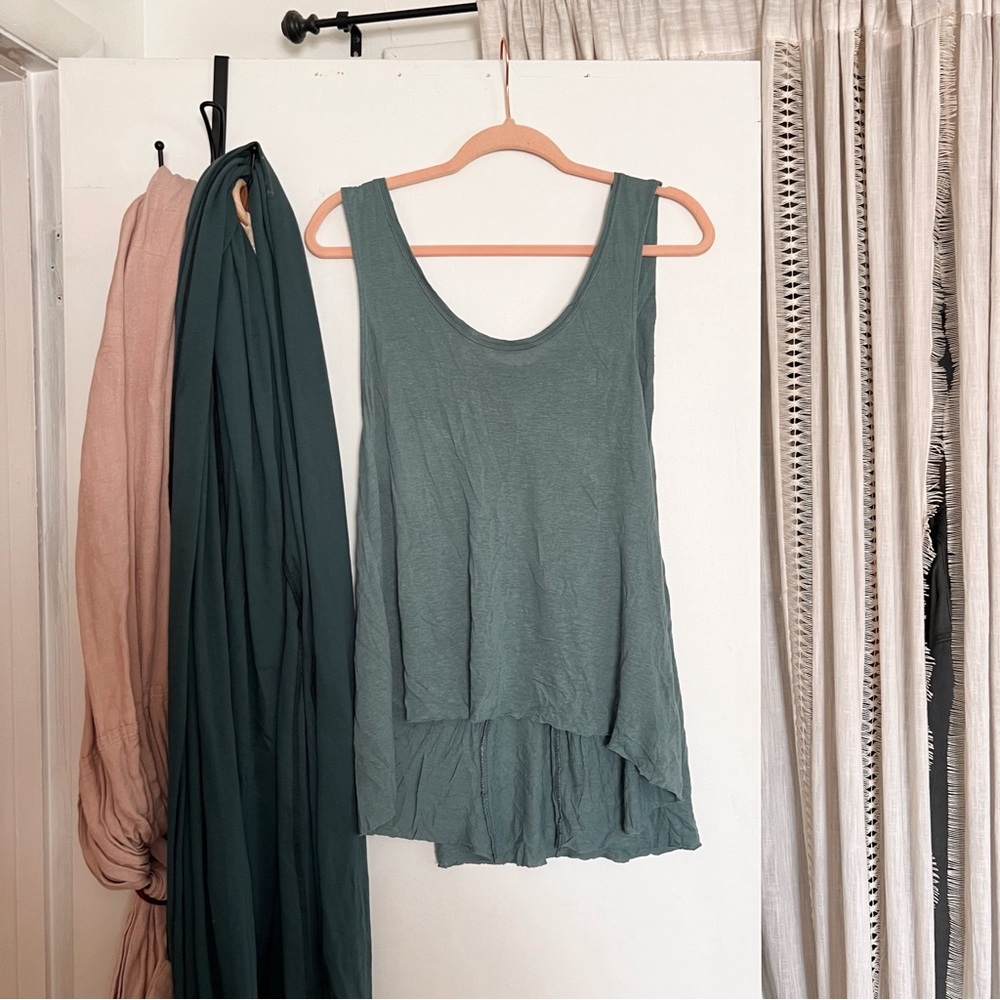 Free people we the free | oversized slouchy raw hem tank top size XS